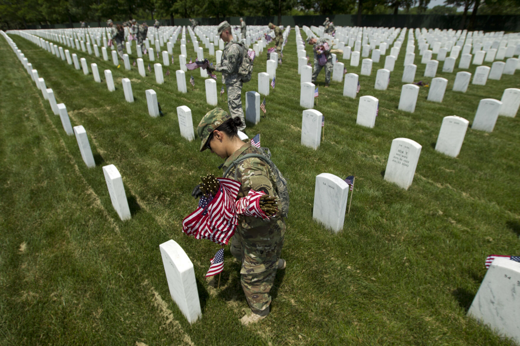 APTOPIX Arlington Cemetery Memorial Day Flags
